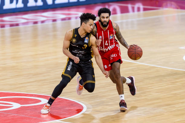 这对于一名 这对于一名