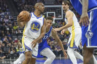 队在空中争 队在空中争