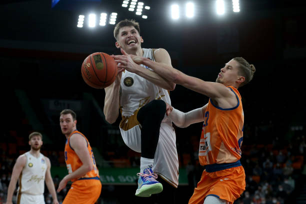 新赛季充满 新赛季充满