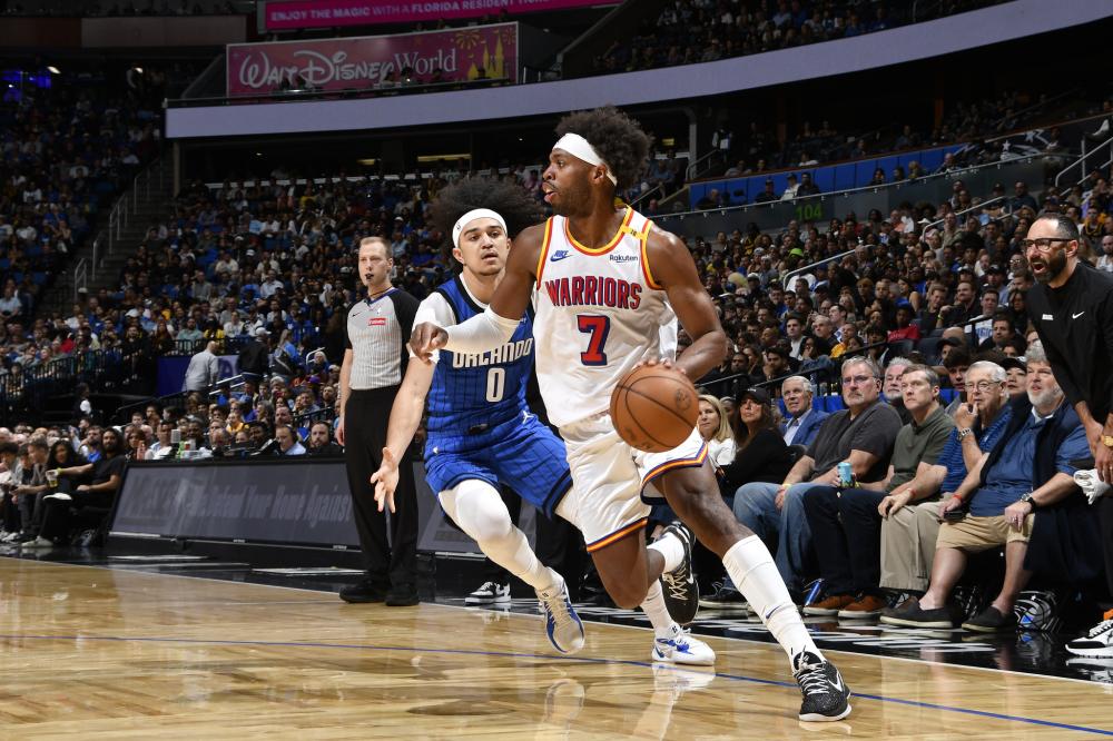 通过对三位 通过对三位