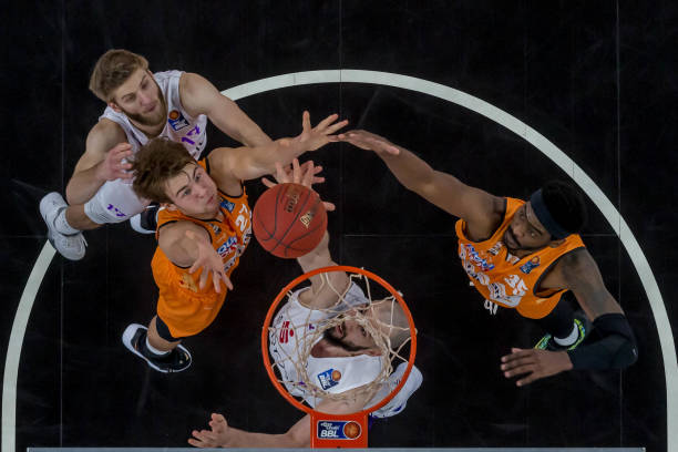 夺亚冠资格 夺亚冠资格